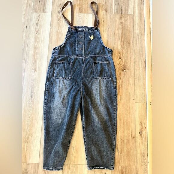 Vintage Overalls with Pewter Heart Brooch M/L - Picture 1 of 9